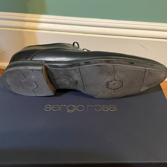 Sergio Rossi Men Black Oxford Leather Dress Shoes with rubber sole. US Size 9.5